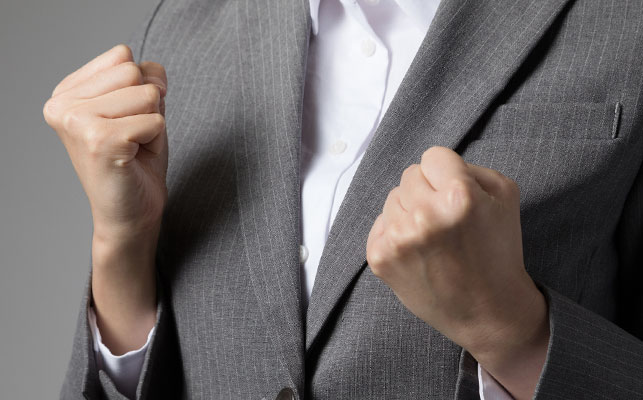 リフレクションとは？ 内省と反省の違い、人材育成方法、仕事を 