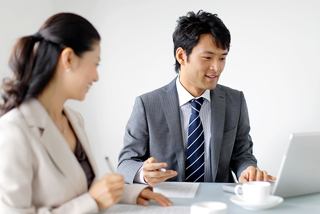 イメージ写真:あらゆる制度に柔軟に対応。評価フローを簡単に運用できる