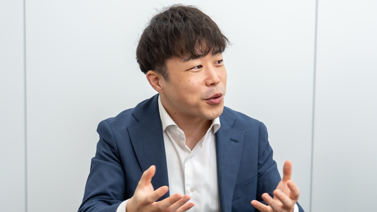 人財戦略部 藤本様