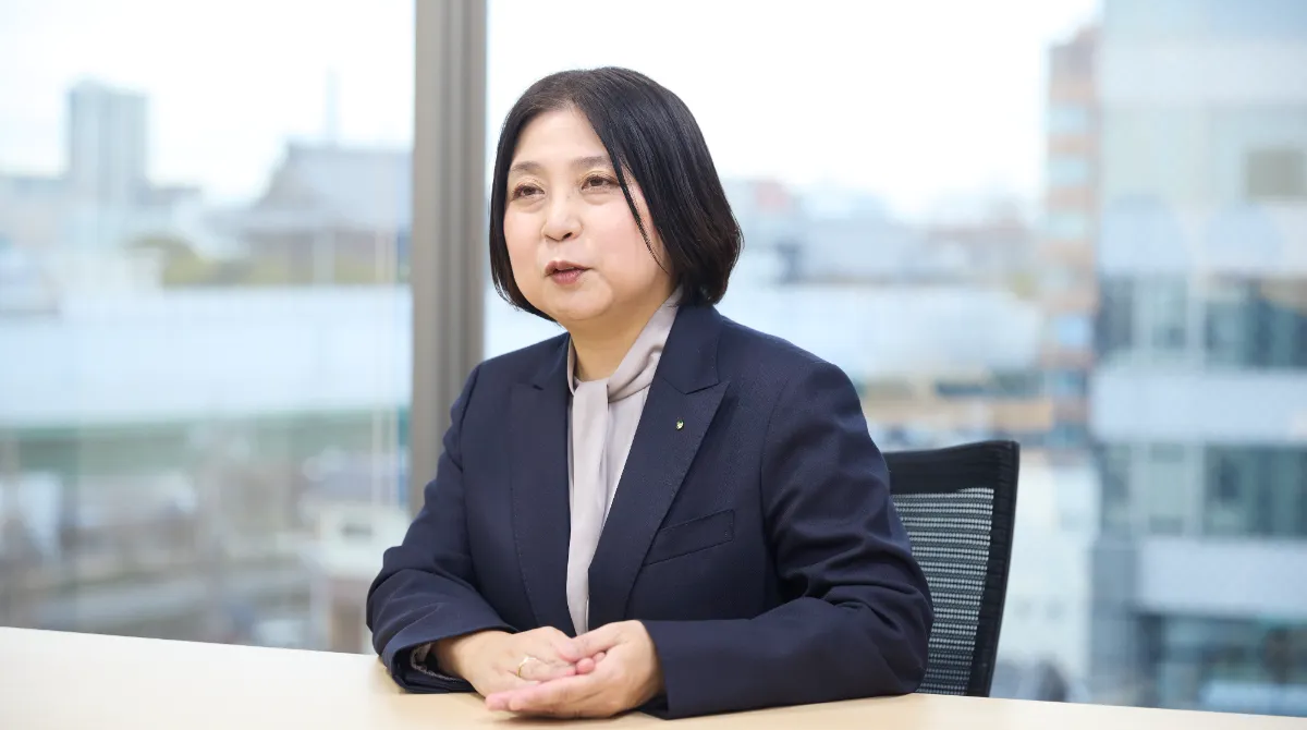 取締役 管理部 部長 白崎 順子様