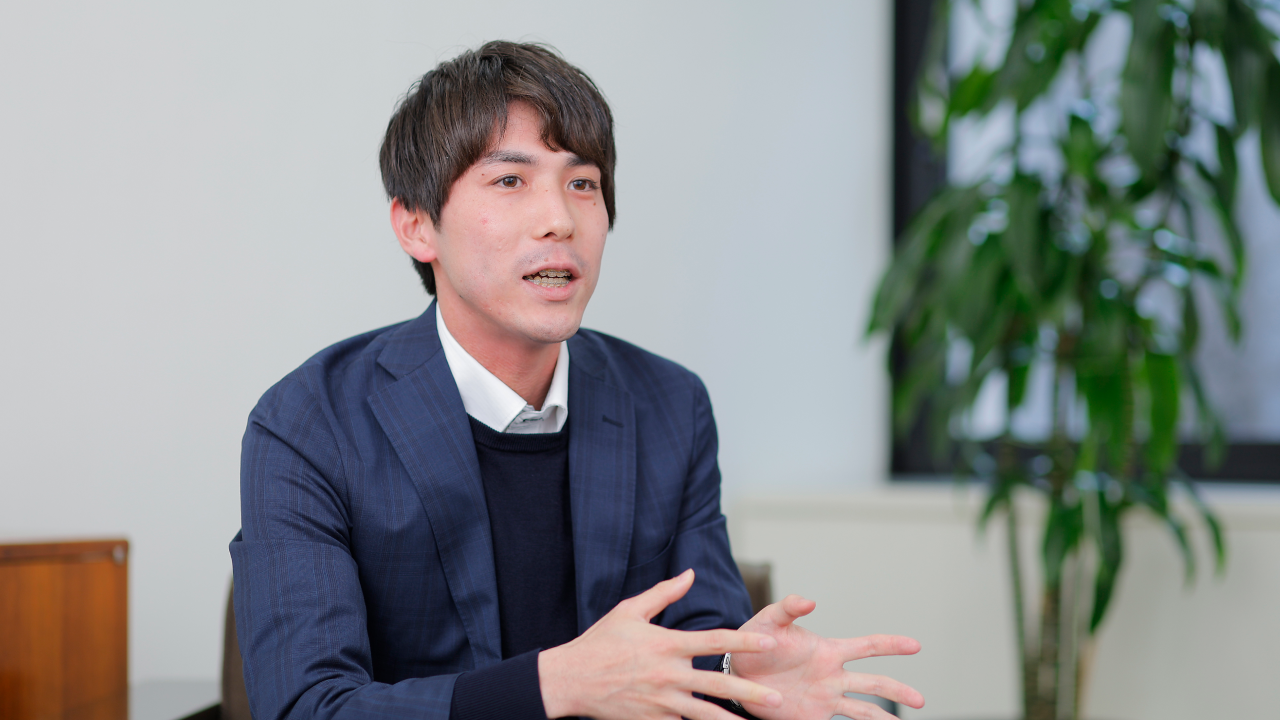 人事部 人事担当 主任事務員 宮澤様