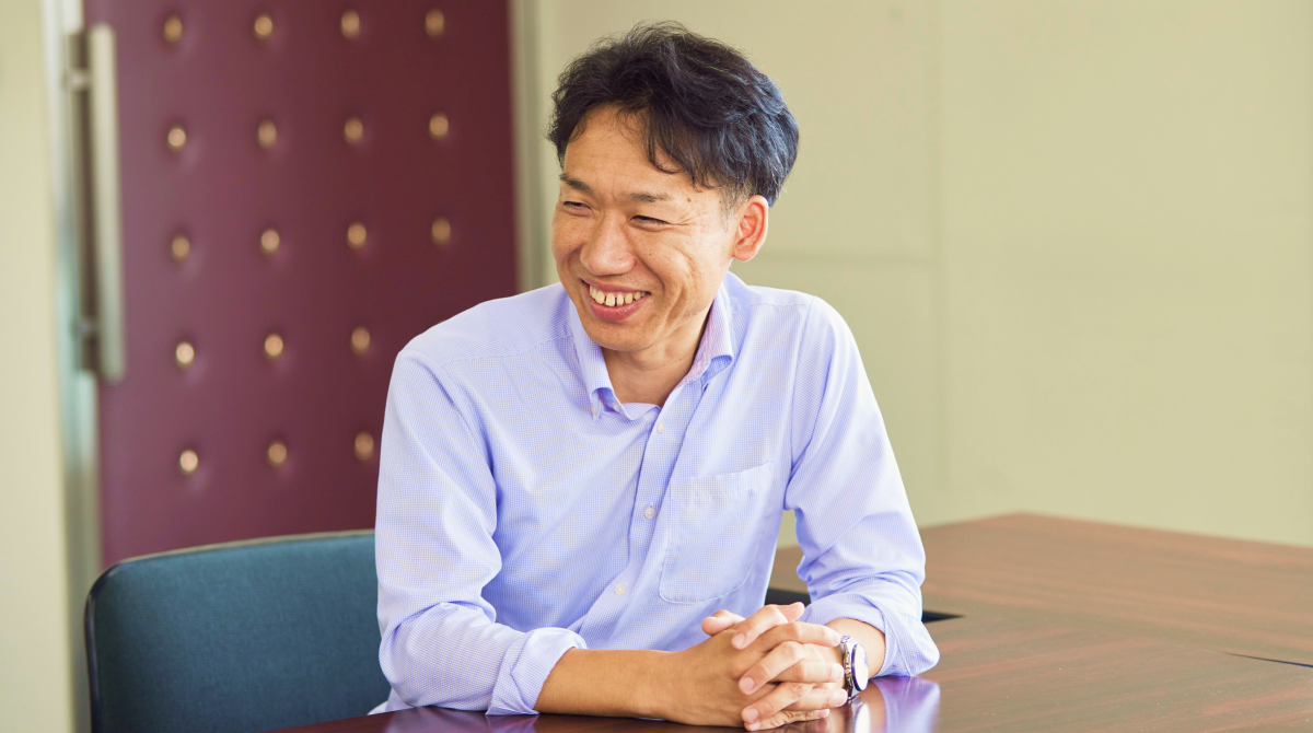 総務部 職員課 副課長 井上 崇様